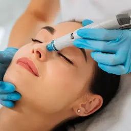 Hydra Facial
